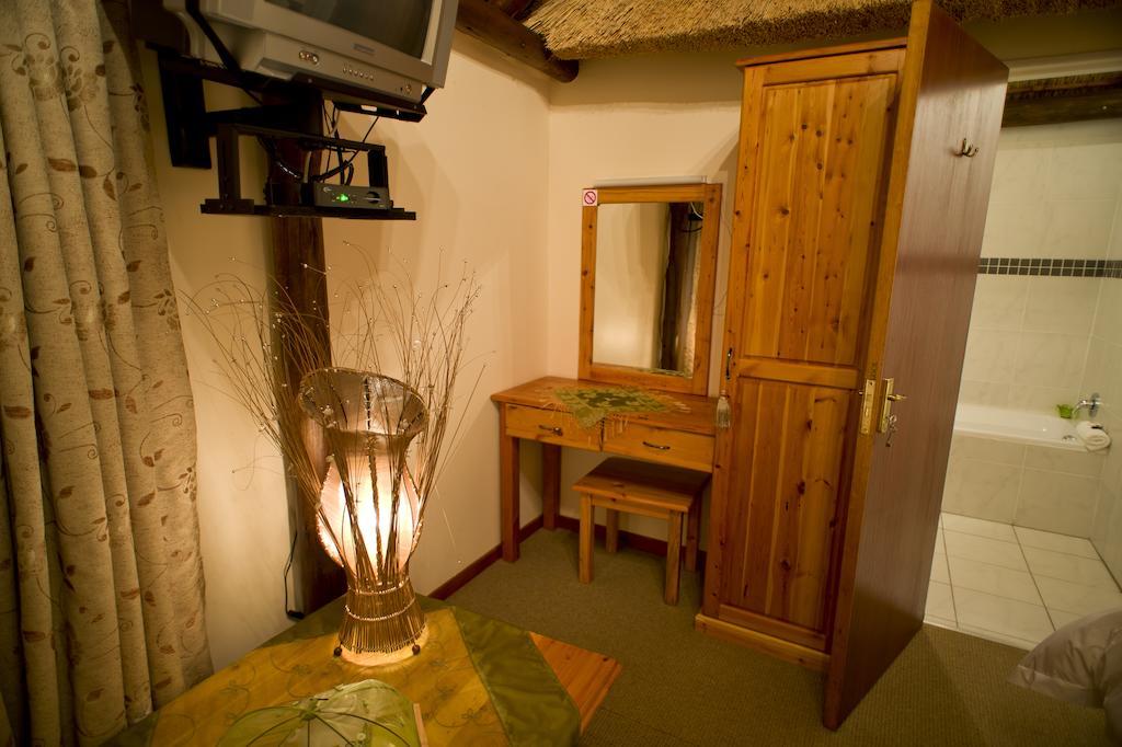 The Willows Guesthouse Bloemfontein Zewnętrze zdjęcie